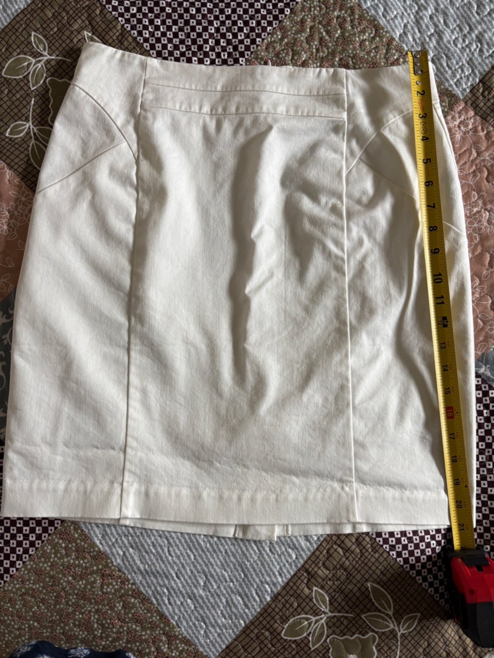 Worthington Cream Pencil Skirt with Front Seams